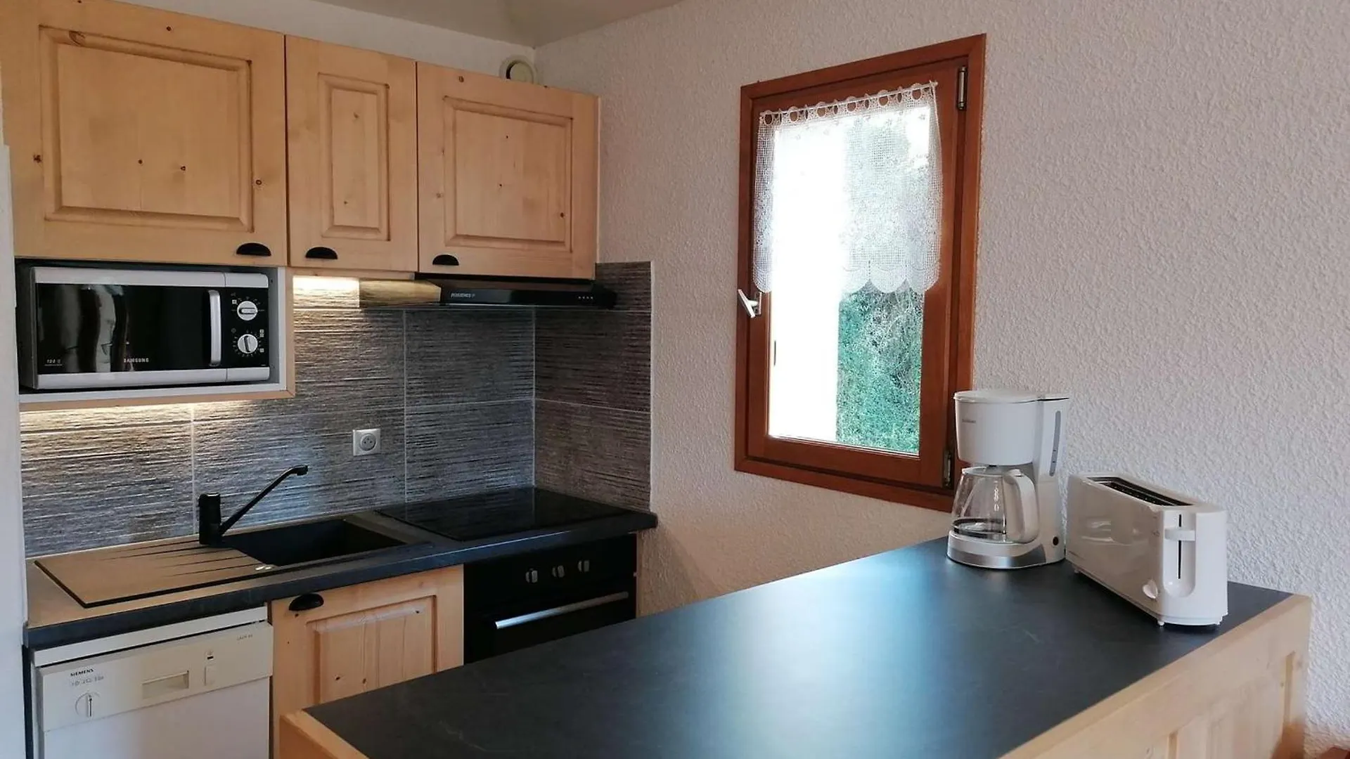 Appartement 3 Pieces Avec Garage, 6 Couchages Au Grand-Bornand - Fr-1-241-100 Le Grand-Bornand Apartment